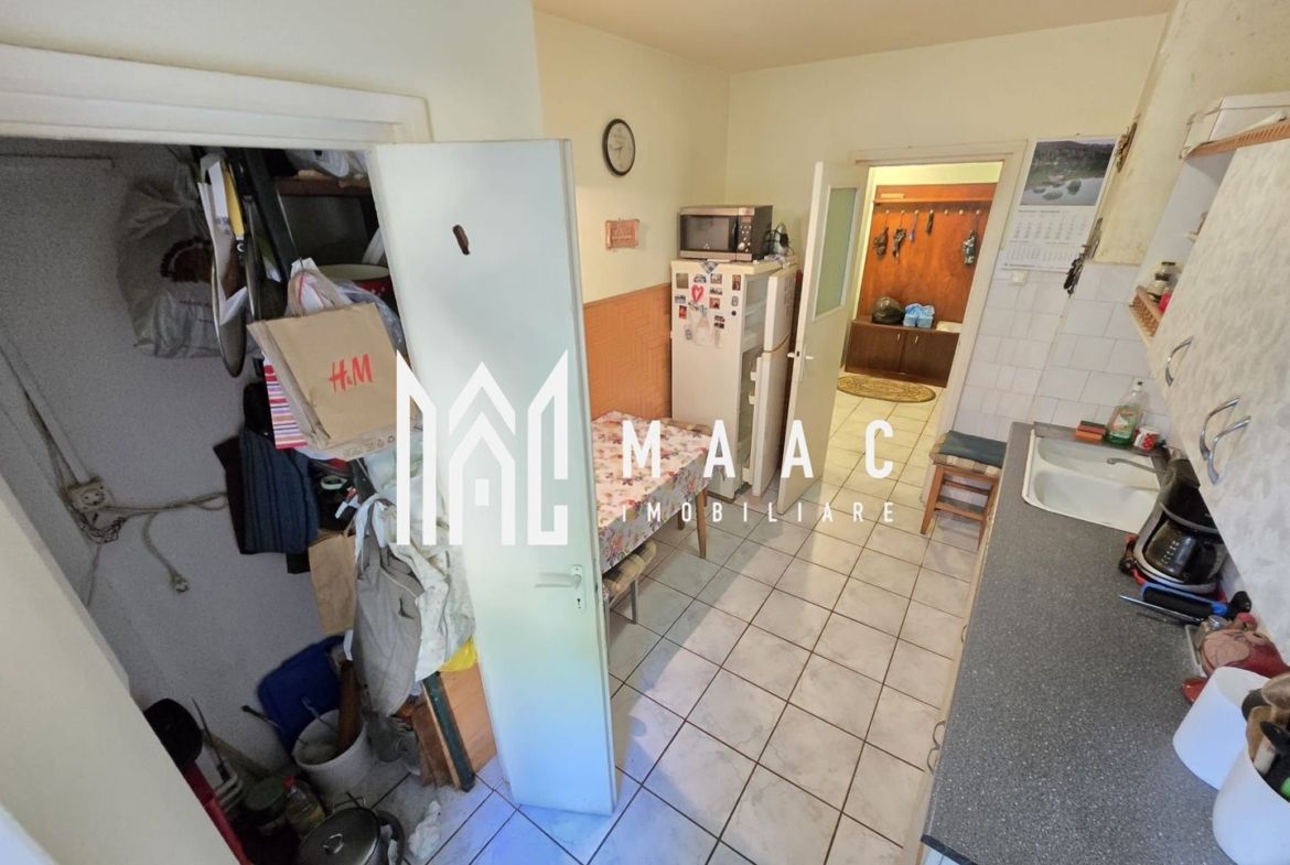 Apartament 3 camere decomandate 2 bai Zona Strand