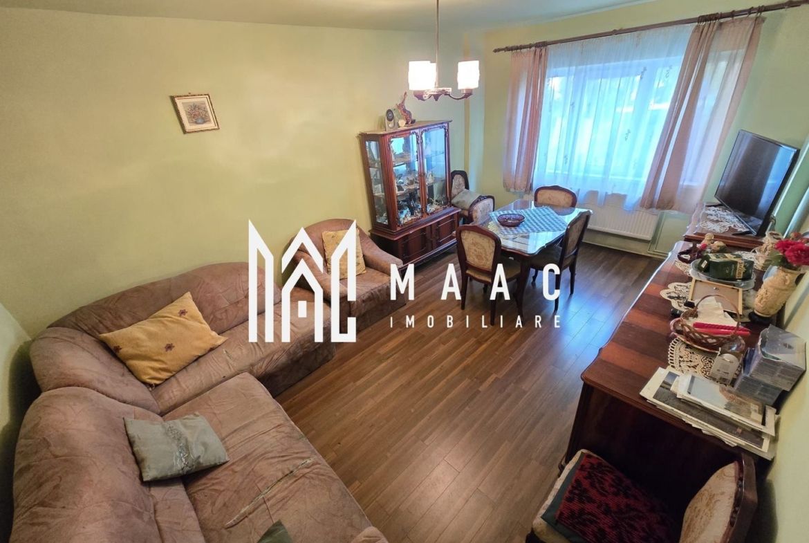 Apartament 3 camere decomandate 2 bai Zona Strand