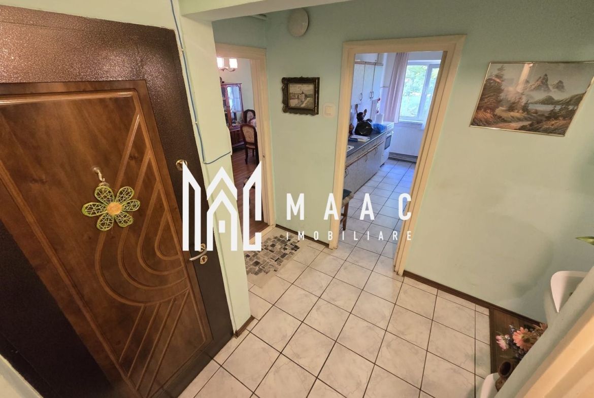 Apartament 3 camere decomandate 2 bai Zona Strand