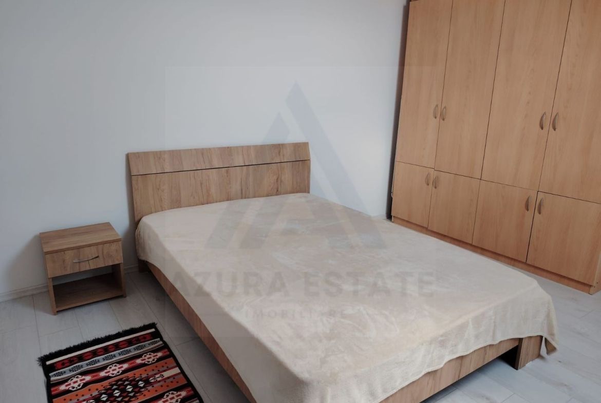 Apartament modern 3 camere 65 mp utili balcon zona Vasile Aaron