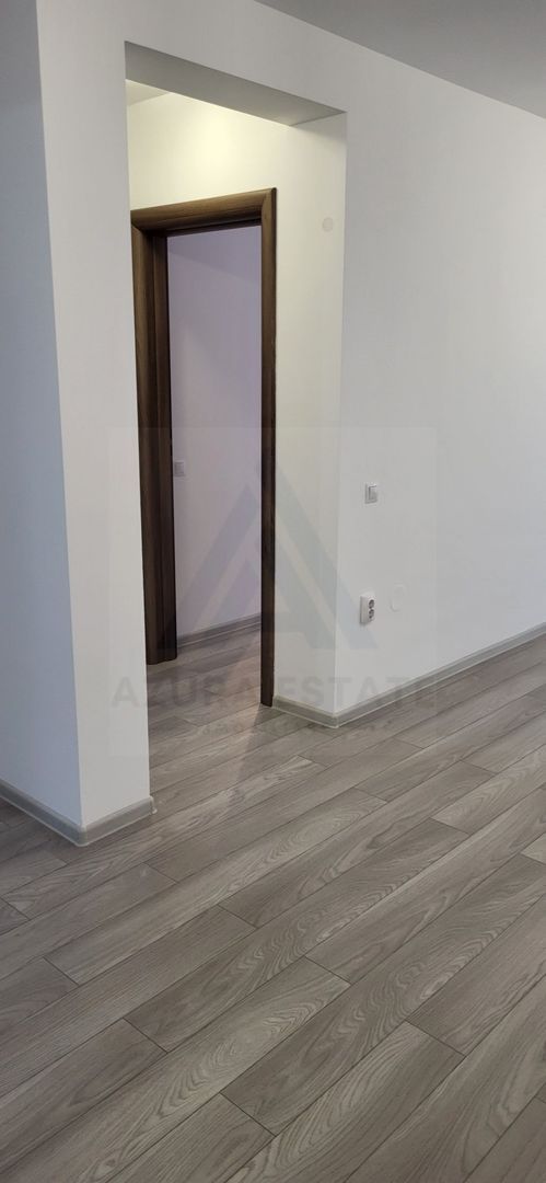 Apartament 3 camere 3 balcoane etaj 1 parcare  Calea Cisnadiei