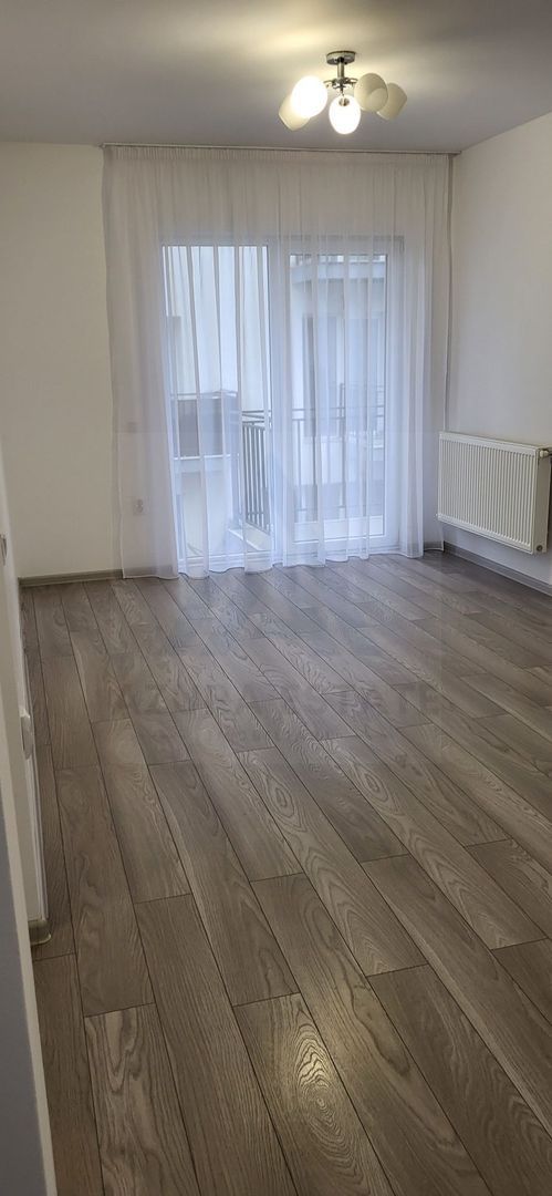 Apartament 3 camere 3 balcoane etaj 1 parcare  Calea Cisnadiei