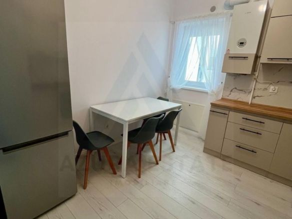 Apartament 2 camere Prima inchiriere balcon si parcare Zona Deventer