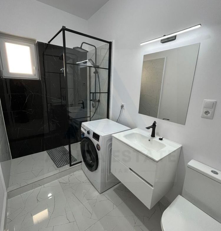 Apartament 2 camere Prima inchiriere balcon si parcare Zona Deventer