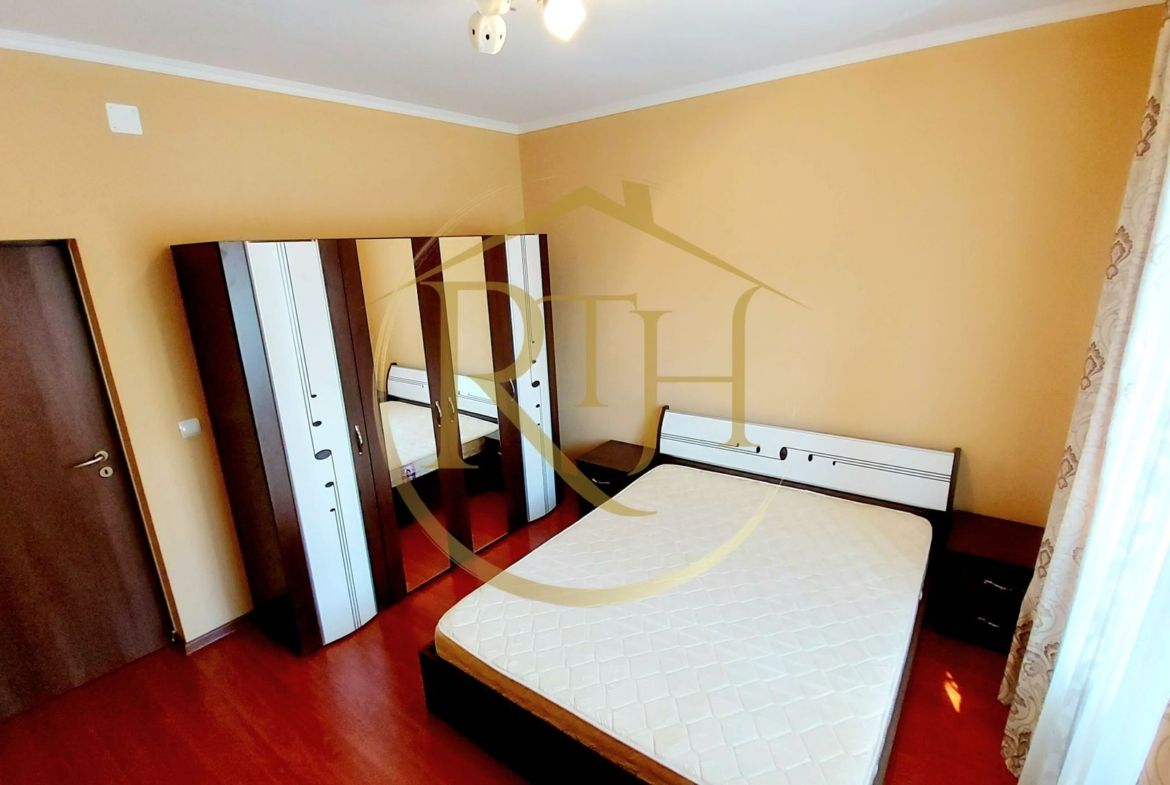 Oferim spre inchiriere casa-duplex,4 camere,Dumbravita aproape de Lidl
