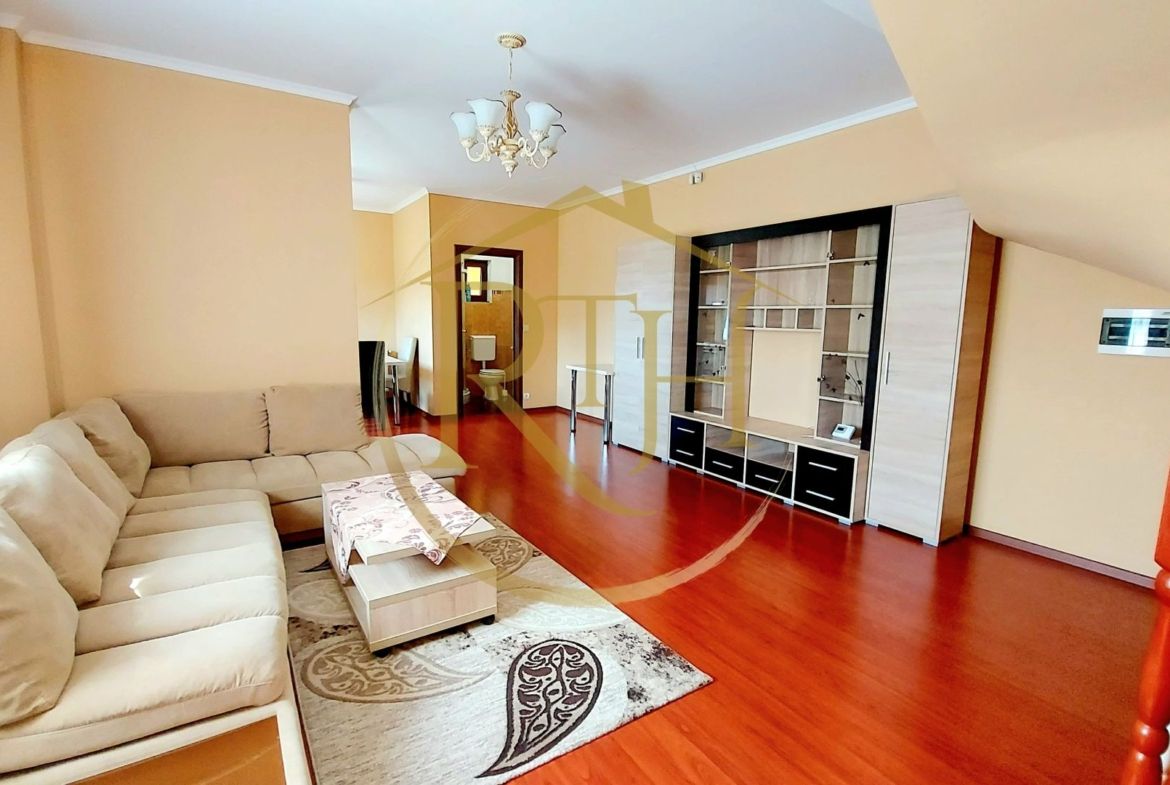 Oferim spre inchiriere casa-duplex,4 camere,Dumbravita aproape de Lidl