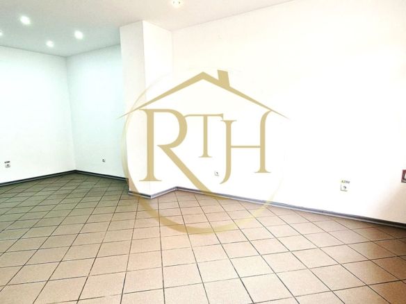 Spațiu comercial/birouri de închiriat – vad comercial excelent – zona Bălcescu