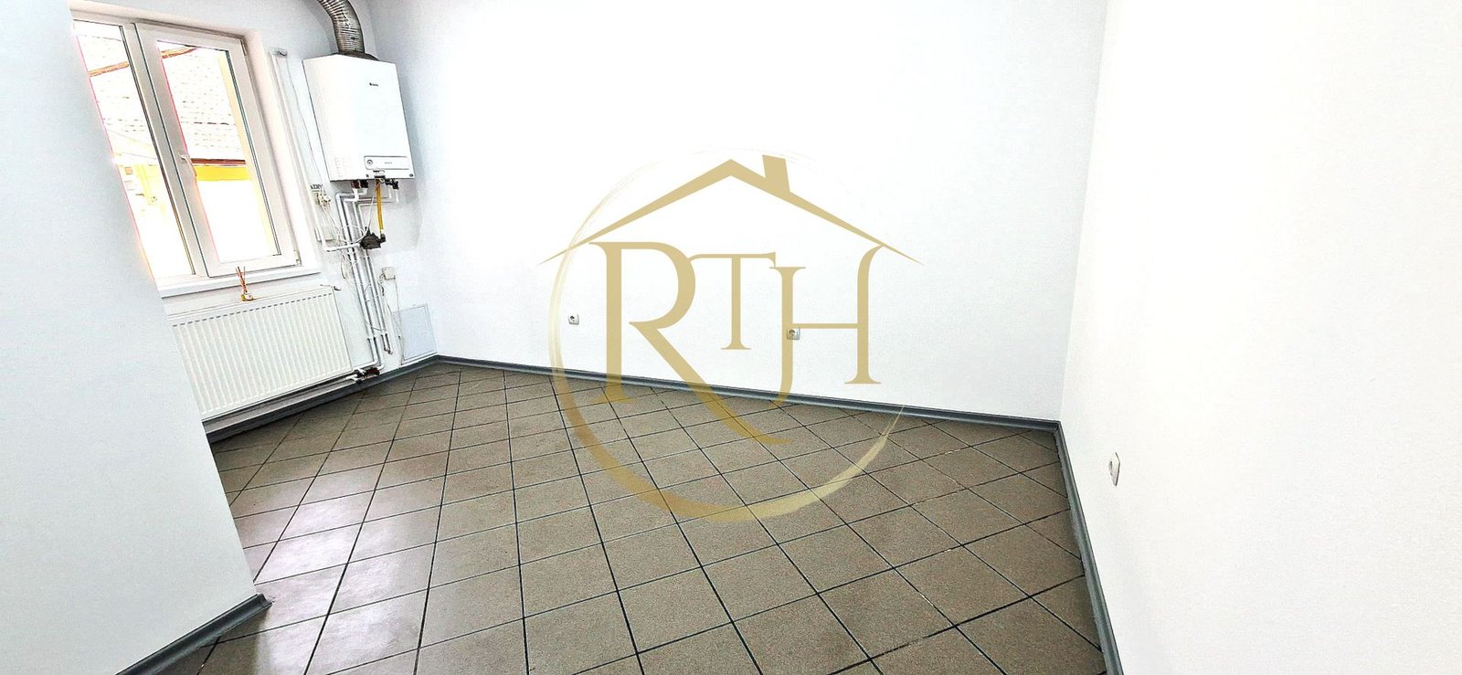 Spațiu comercial/birouri de închiriat – vad comercial excelent – zona Bălcescu