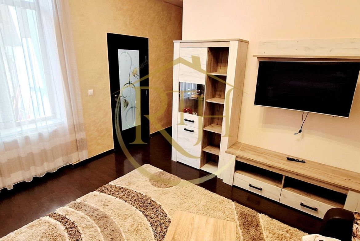 Oferim spre inchiriere apartament spatios, cu 3 camere, aproape de Nokia