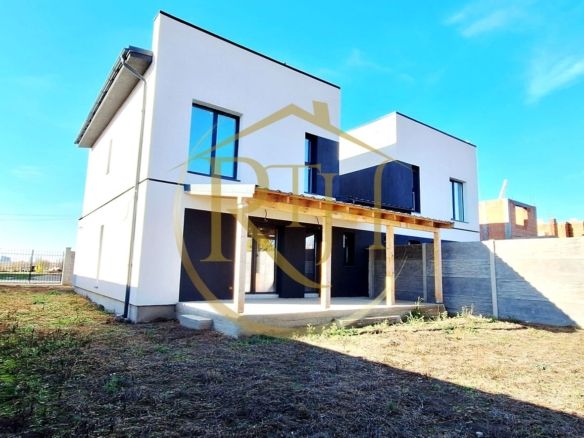 Oferim spre vanzare Case-Duplex cu 4 camere, situate in Giroc,  0% comision