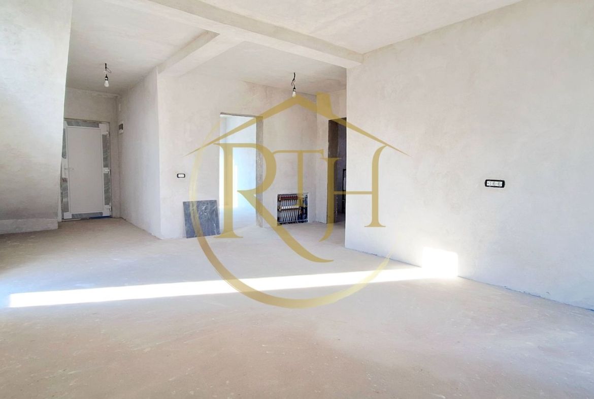 Oferim spre vanzare Case-Duplex cu 4 camere, situate in Giroc,  0% comision