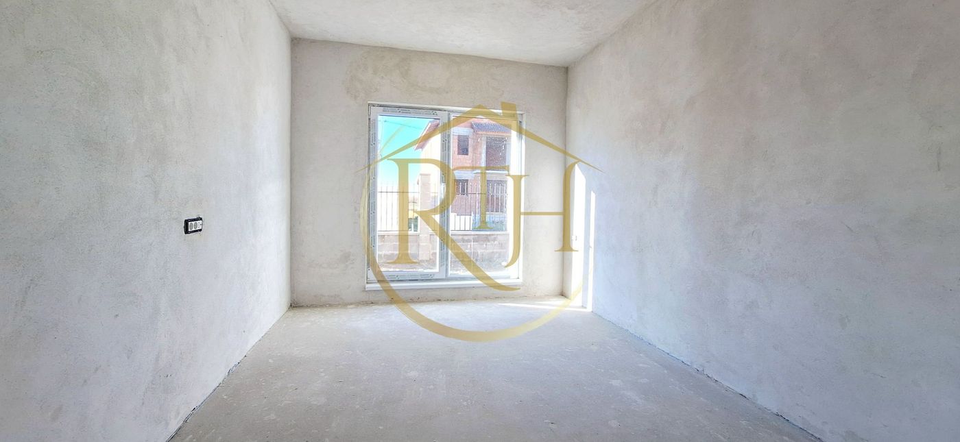 Oferim spre vanzare Case-Duplex cu 4 camere, situate in Giroc,  0% comision