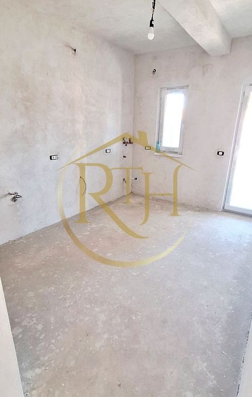 Oferim spre vanzare Case-Duplex cu 4 camere, situate in Giroc,  0% comision
