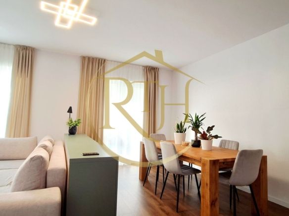 Oferim spre vanzare Casa tip Duplex, situata in Giroc in apropiere de DAF