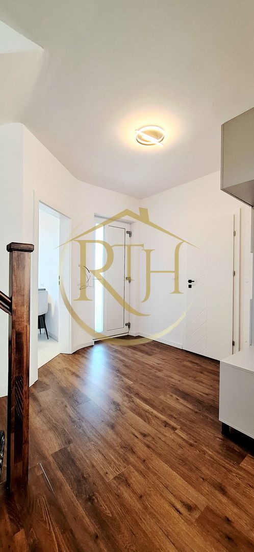 Oferim spre vanzare Casa tip Duplex, situata in Giroc in apropiere de DAF