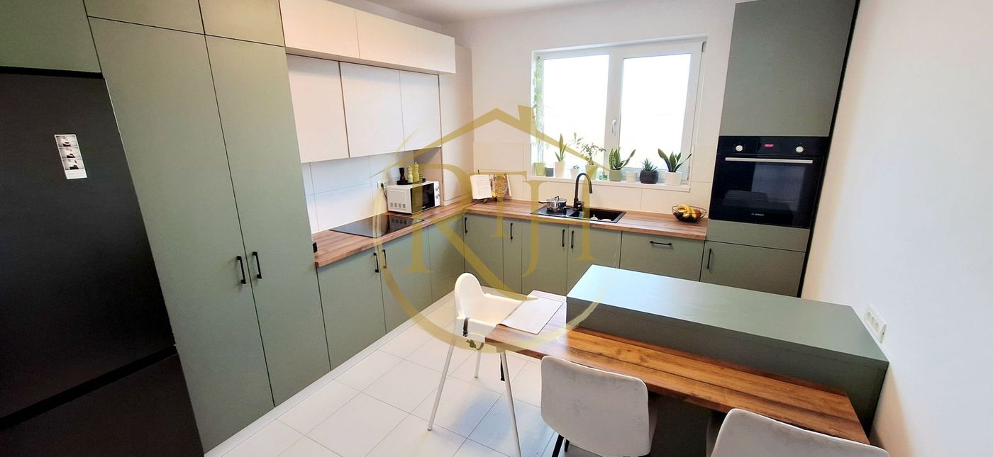 Oferim spre vanzare Casa tip Duplex, situata in Giroc in apropiere de DAF