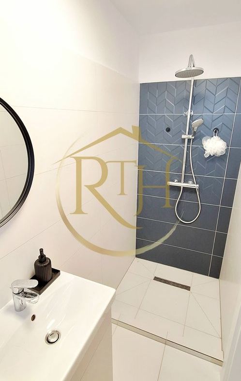 Oferim spre vanzare Casa tip Duplex, situata in Giroc in apropiere de DAF