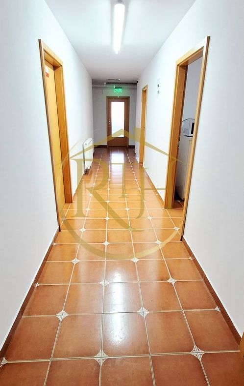 Oferim spre inchiriere spatii pentru birouri, zona Soarelui, parcare privata