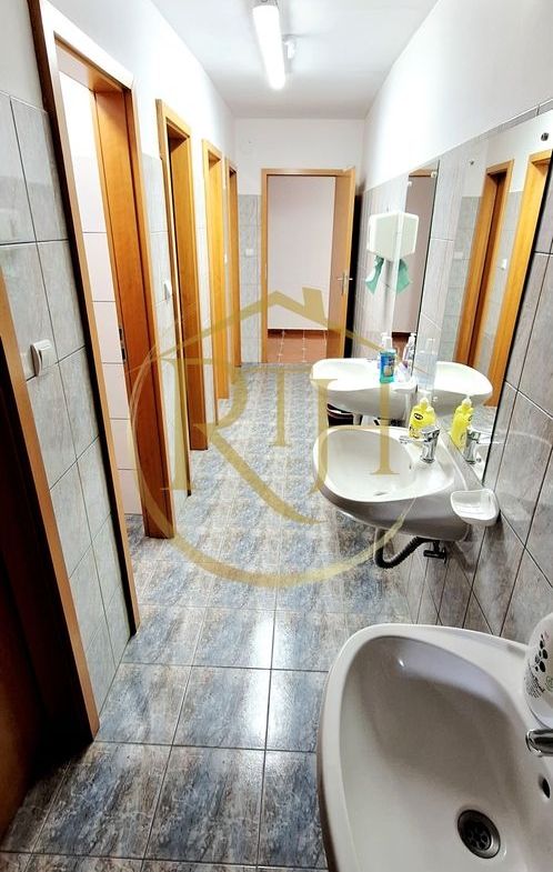 Oferim spre inchiriere spatii pentru birouri, zona Soarelui, parcare privata