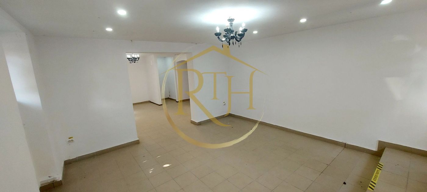 Se inchiriaza spatiu comercial situat in apropiere de Piata 700 si Piata Unirii