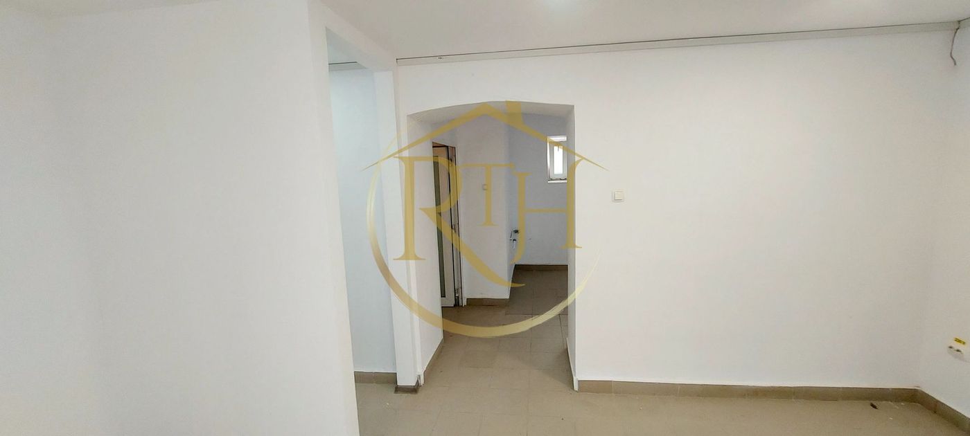 Se inchiriaza spatiu comercial situat in apropiere de Piata 700 si Piata Unirii