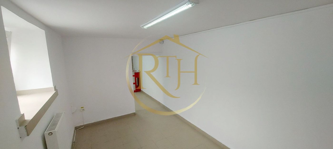 Se inchiriaza spatiu comercial situat in apropiere de Piata 700 si Piata Unirii
