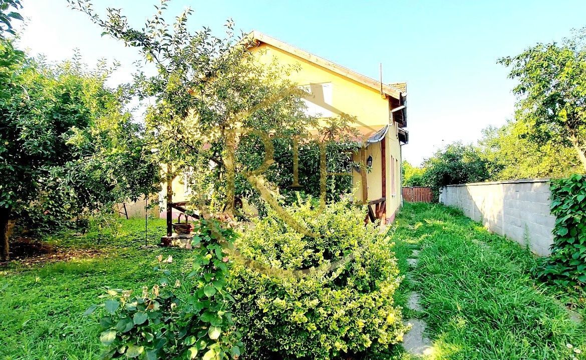 Oferim spre vanzare casa, 6camere, 162mp utili,809mp teren,in Giroc 0% Comision