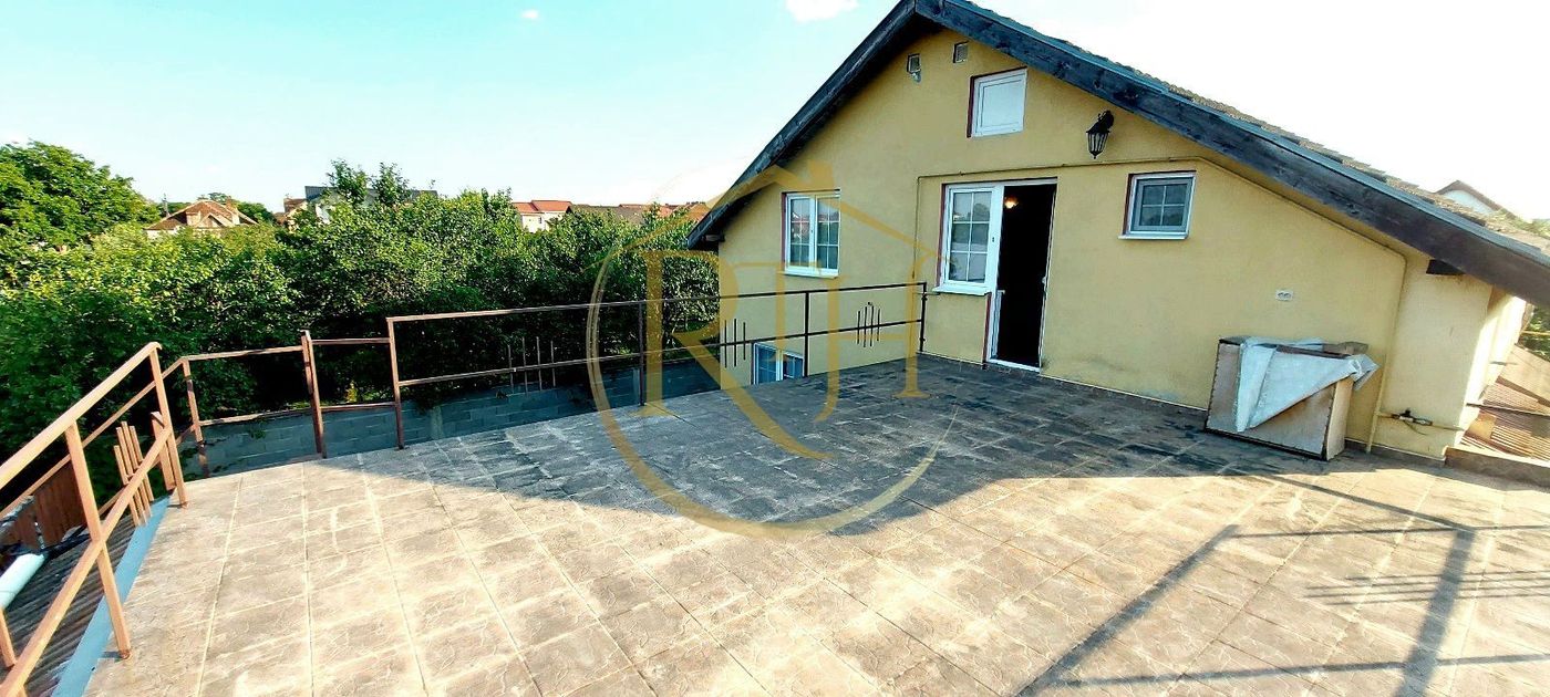 Oferim spre vanzare casa, 6camere, 162mp utili,809mp teren,in Giroc 0% Comision