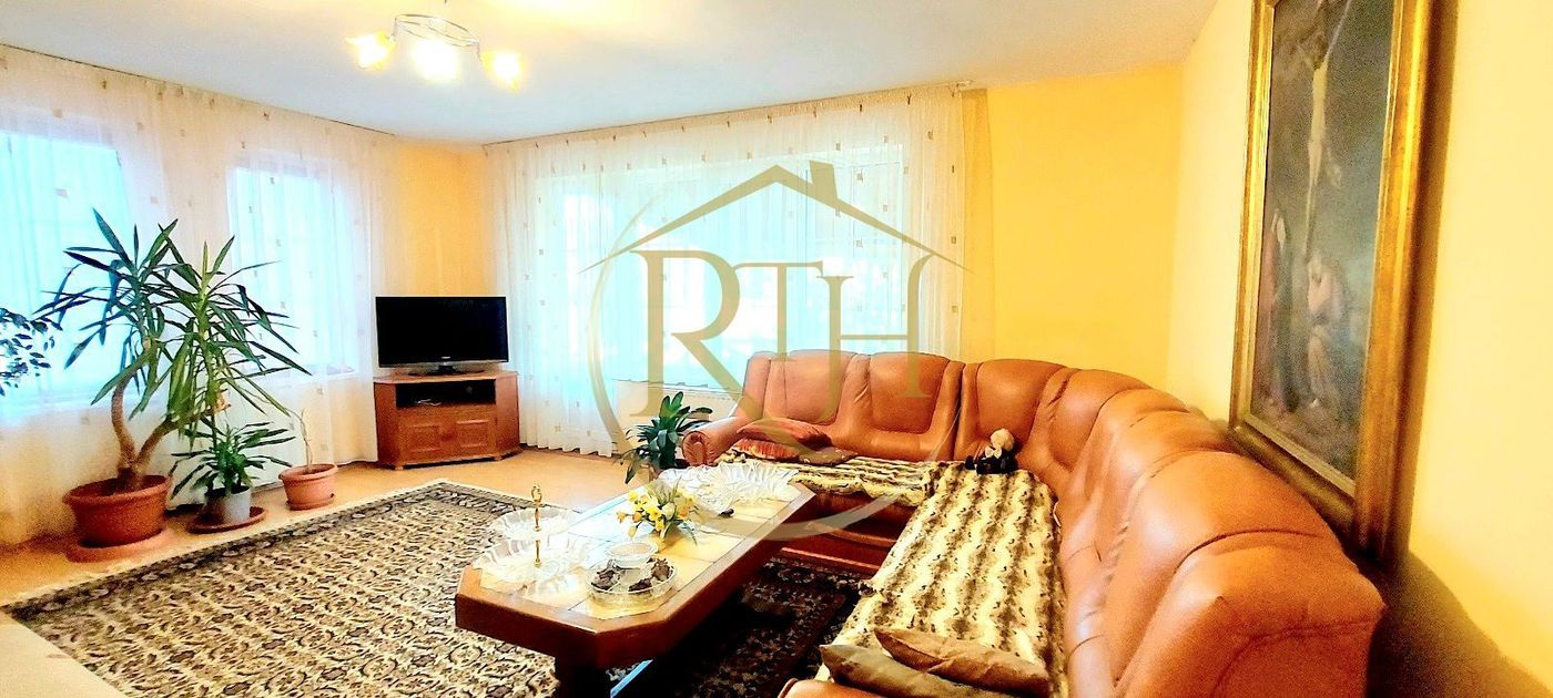 Oferim spre vanzare casa, 6camere, 162mp utili,809mp teren,in Giroc 0% Comision