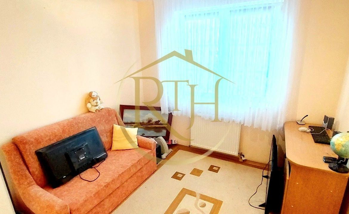 Oferim spre vanzare casa, 6camere, 162mp utili,809mp teren,in Giroc 0% Comision