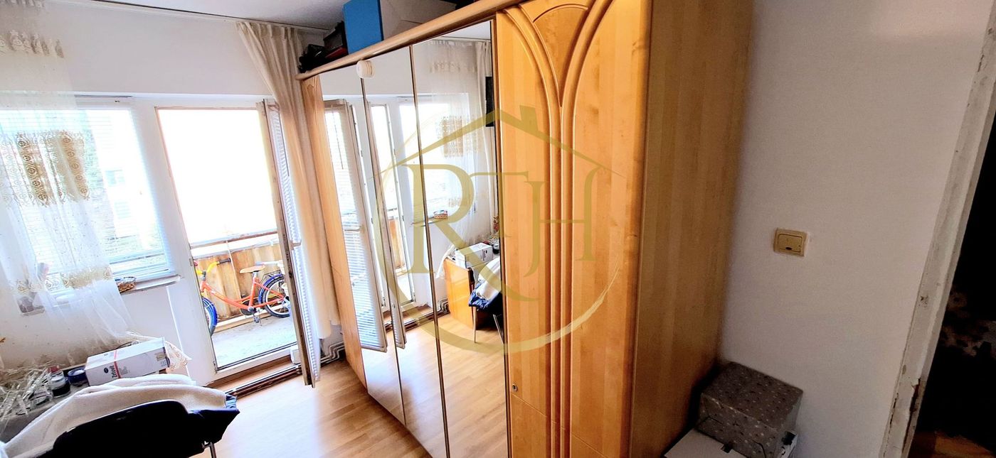 Oferim spre vanzare, Apartament cu 3 camere, Girocului, Sp. Judetean