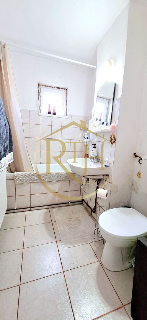 Oferim spre vanzare, Apartament cu 3 camere, Girocului, Sp. Judetean