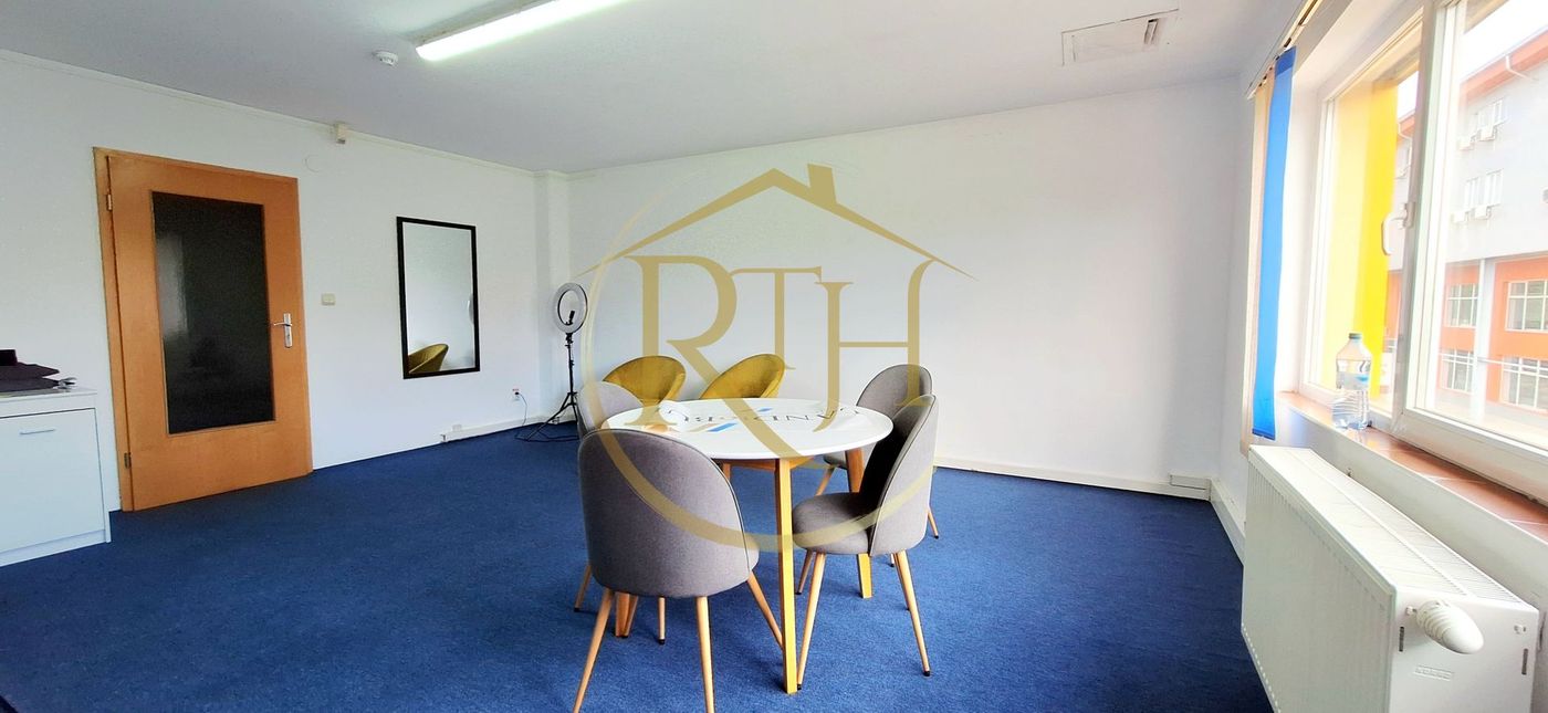 Oferim spre inchiriere spatii pentru birouri, zona Soarelui, Parcare privata