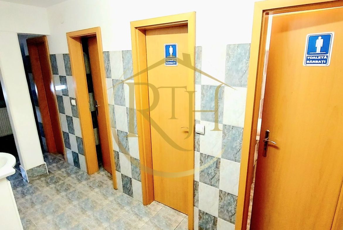 Oferim spre inchiriere spatii pentru birouri, zona Soarelui, Parcare privata