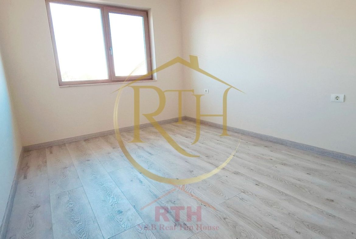 Oferim spre vanzare Duplex cu 5 camere situat in Giroc aproape de DAF