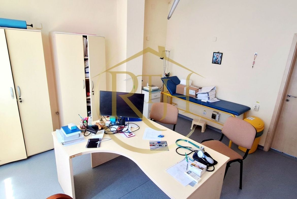 Oferim spre inchiriere, Cladire ideala pentru Clinica, Centru medical etc