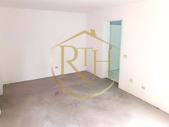 De vanzare apartament 2 camere zona centrala, comision ,,0″