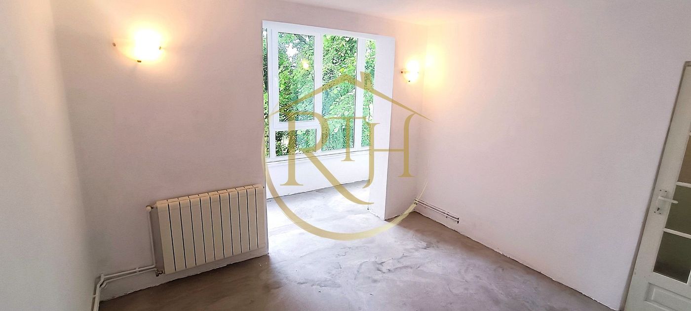 De vanzare apartament 2 camere zona centrala, comision ,,0″