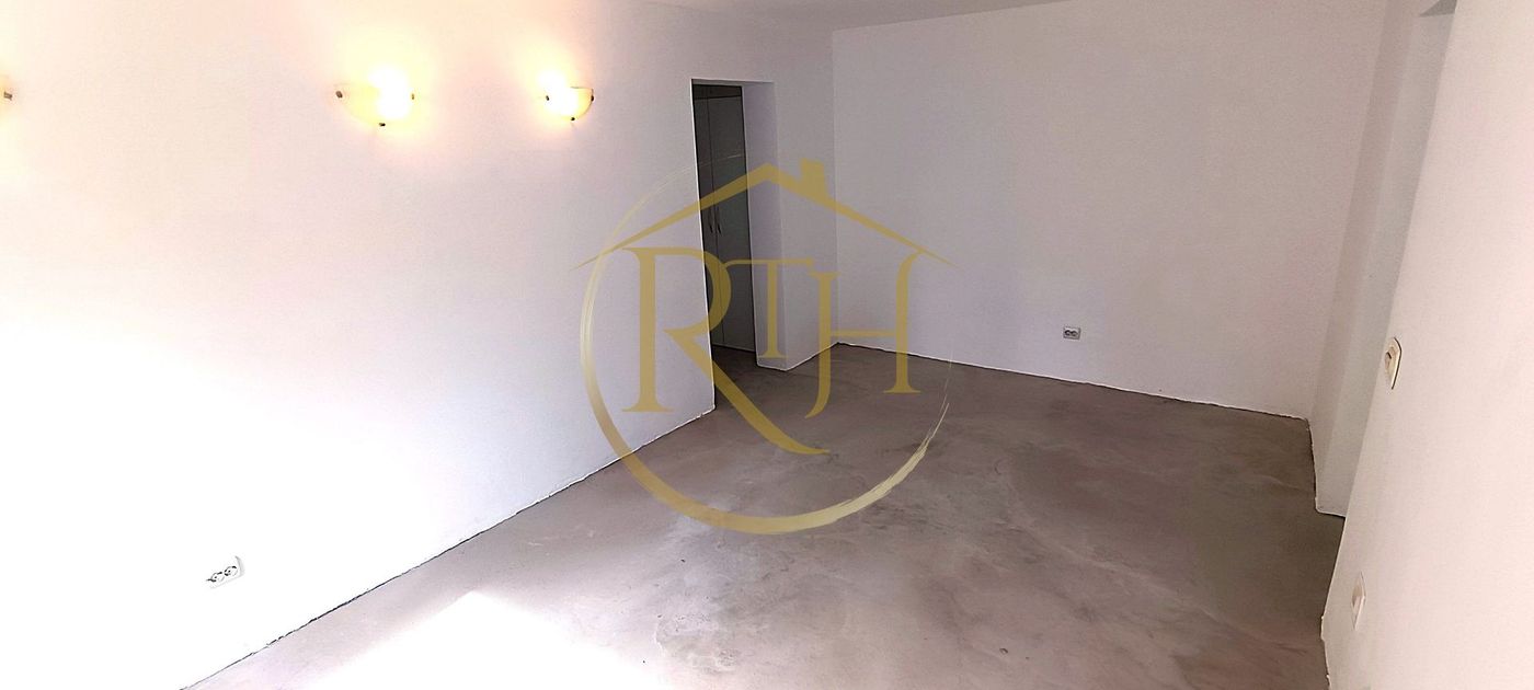 De vanzare apartament 2 camere zona centrala, comision ,,0″