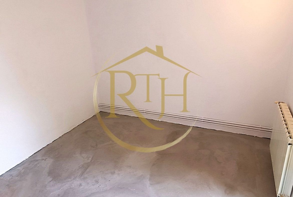 De vanzare apartament 2 camere zona centrala, comision ,,0″