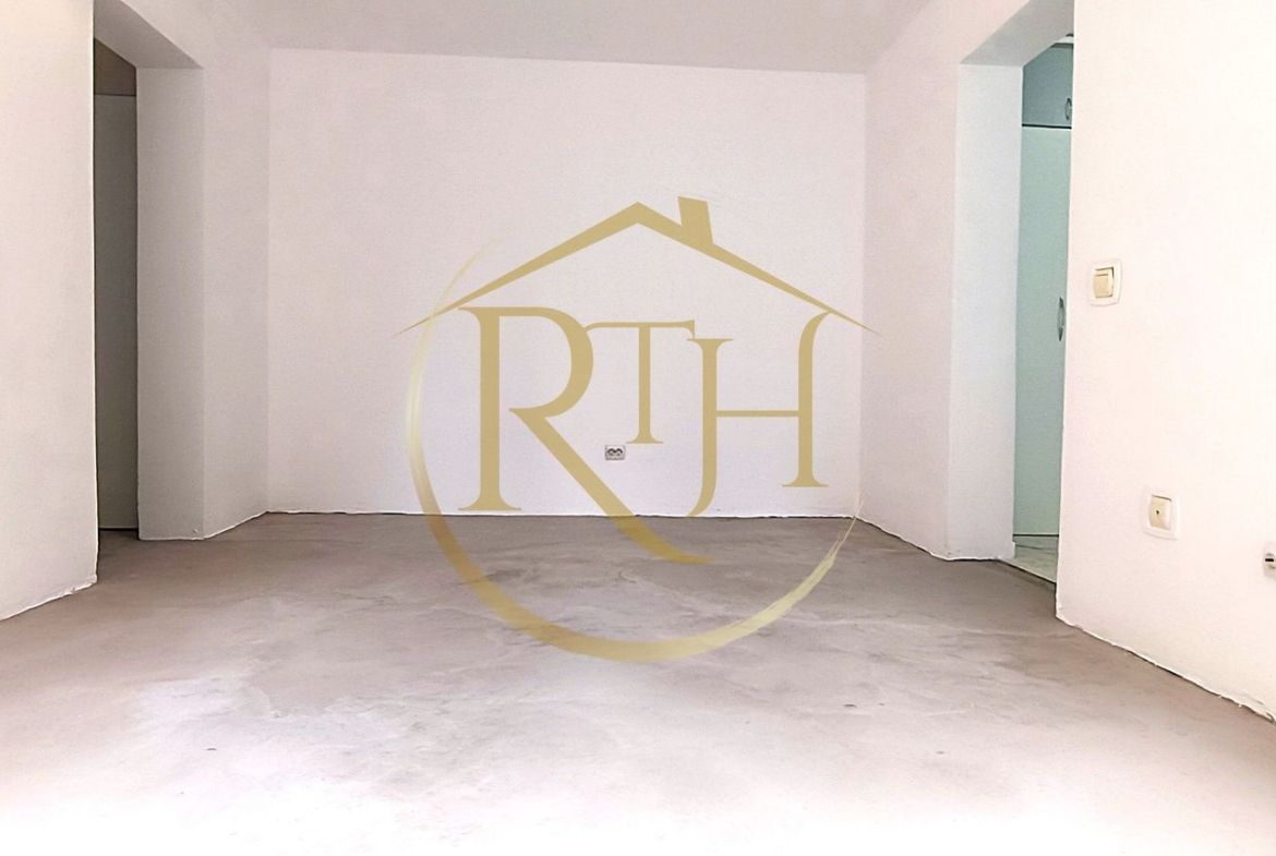 De vanzare apartament 2 camere zona centrala, comision ,,0″