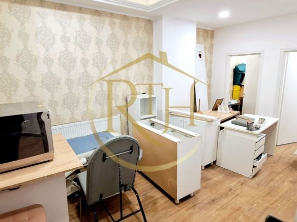 Oferim spre inchirie Cladire pentru Clinica Medicala in Complexul Studentesc