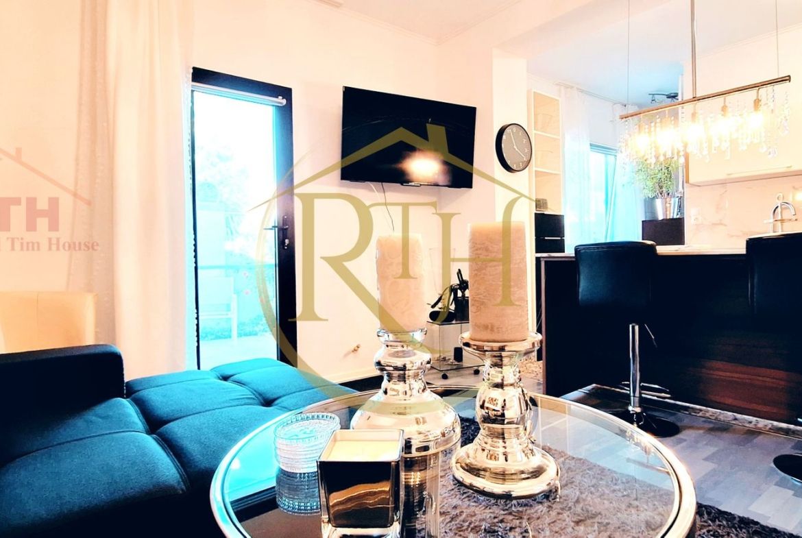 Oferim spre vanzare, proprietate deosebita, 7 camere, zona Modern 0% Comision