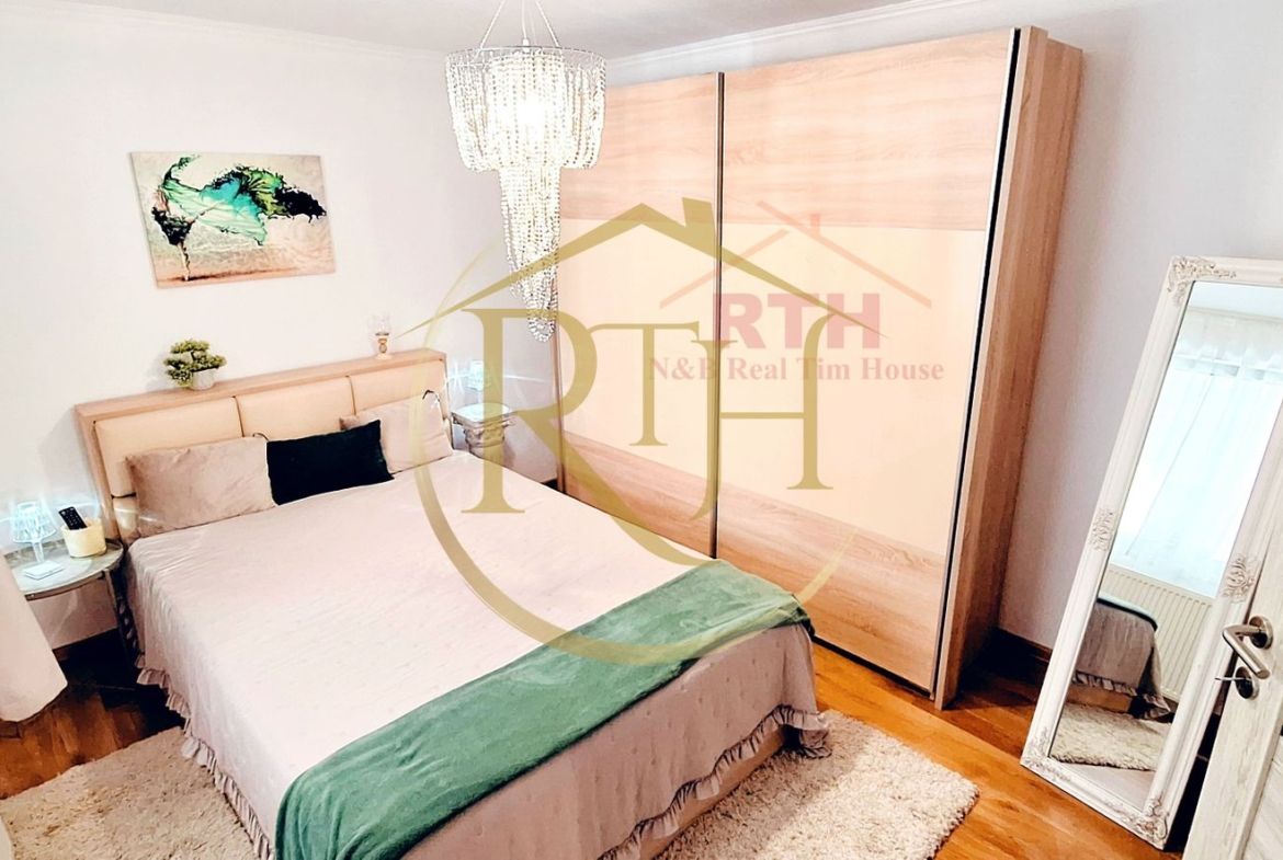 Oferim spre vanzare, proprietate deosebita, 7 camere, zona Modern 0% Comision