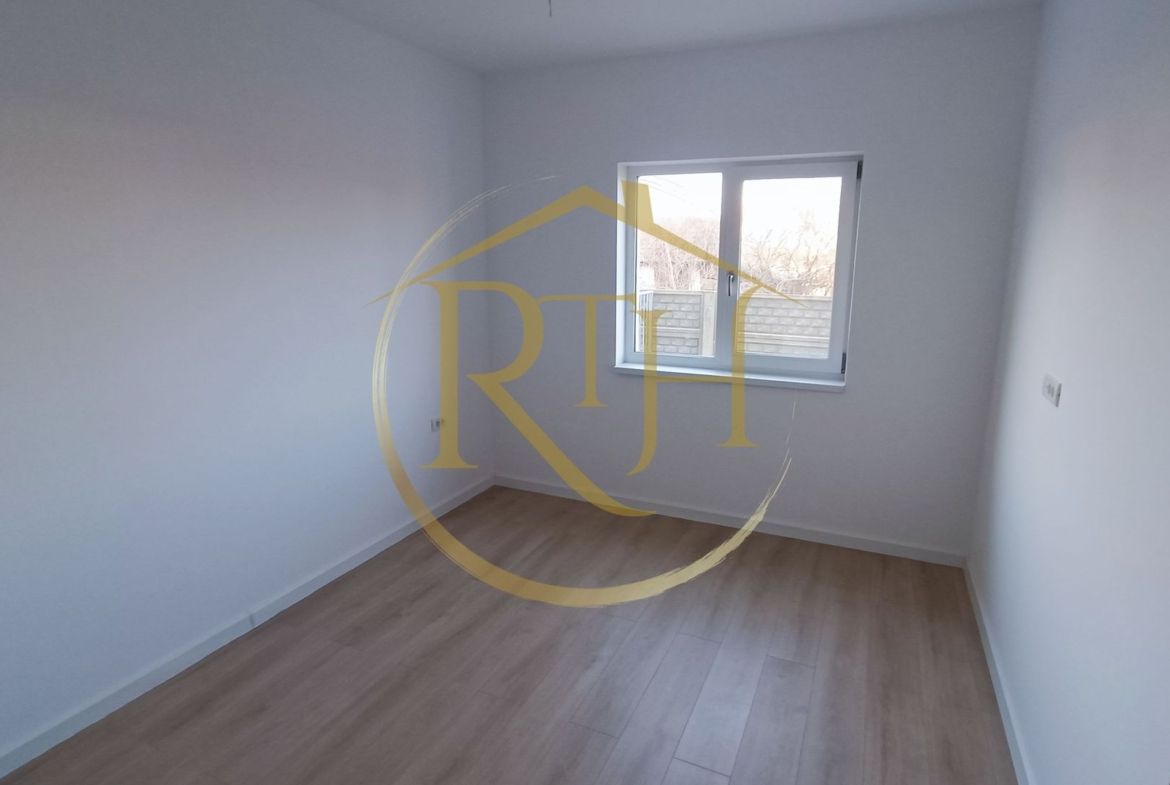 Nu rata ultimele 2 apartamente, 2 camere 53 mp,curte proprie 23 mp, 0% Comision