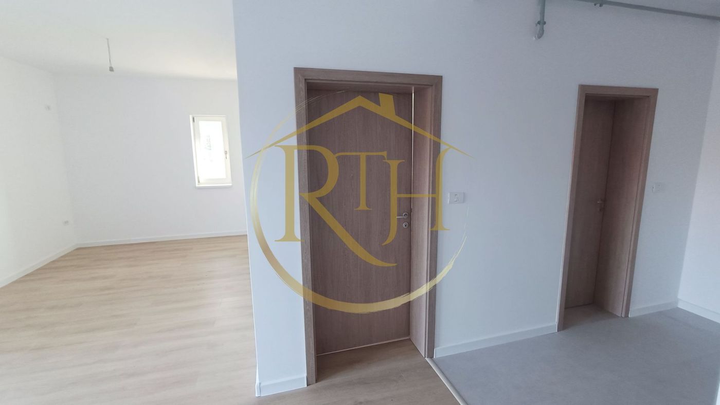Nu rata ultimele 2 apartamente, 2 camere 53 mp,curte proprie 23 mp, 0% Comision