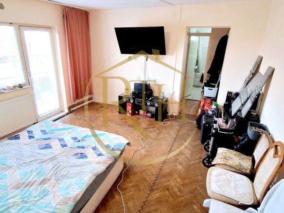 Oferim spre vanzare, Apartament cu 3 camere, Girocului, Sp. Judetean 0% Comision