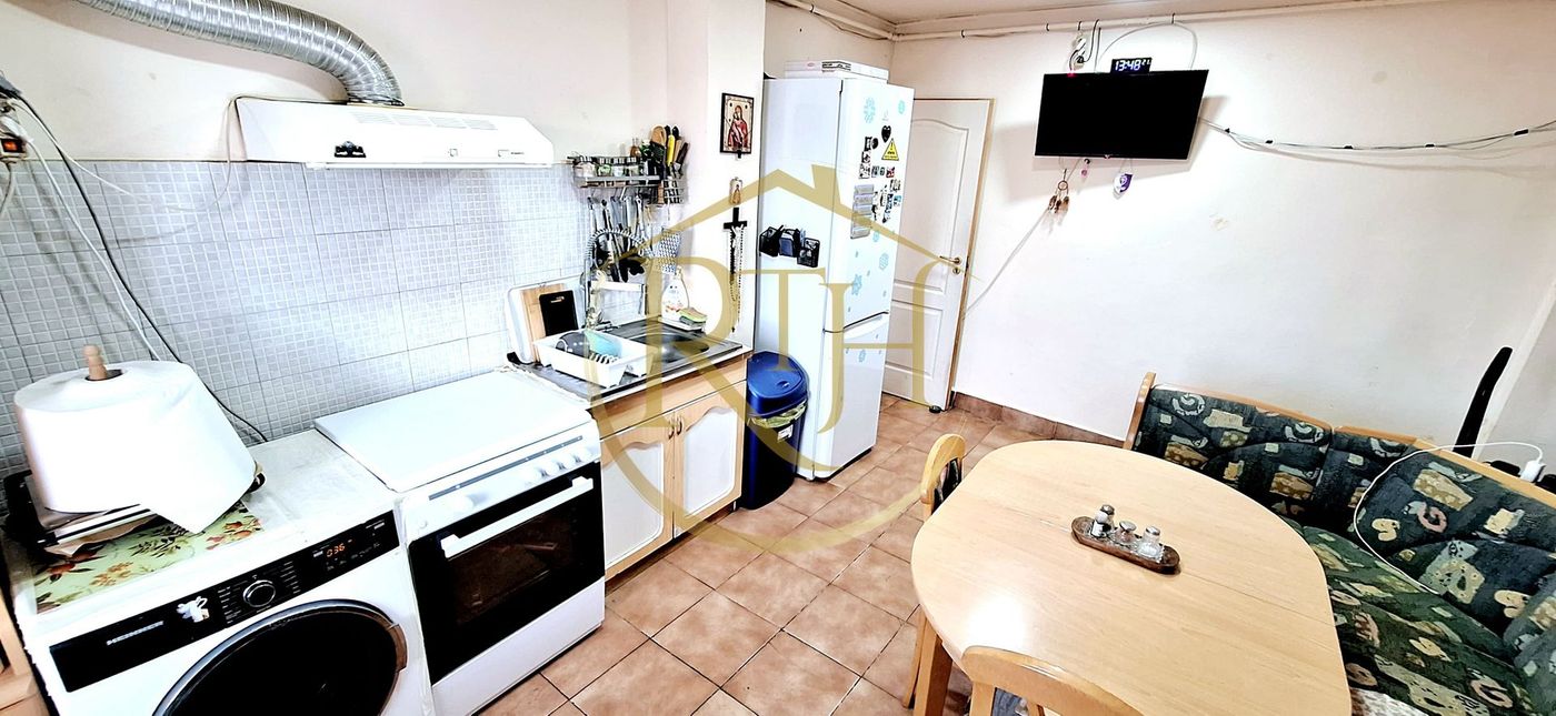 Oferim spre vanzare, Apartament cu 3 camere, Girocului, Sp. Judetean 0% Comision
