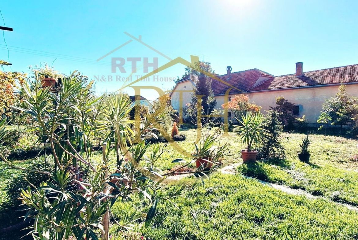 Casa cu 5 camere, teren 1500 mp, Beregsau Mare 0% Comision pentru cumparator