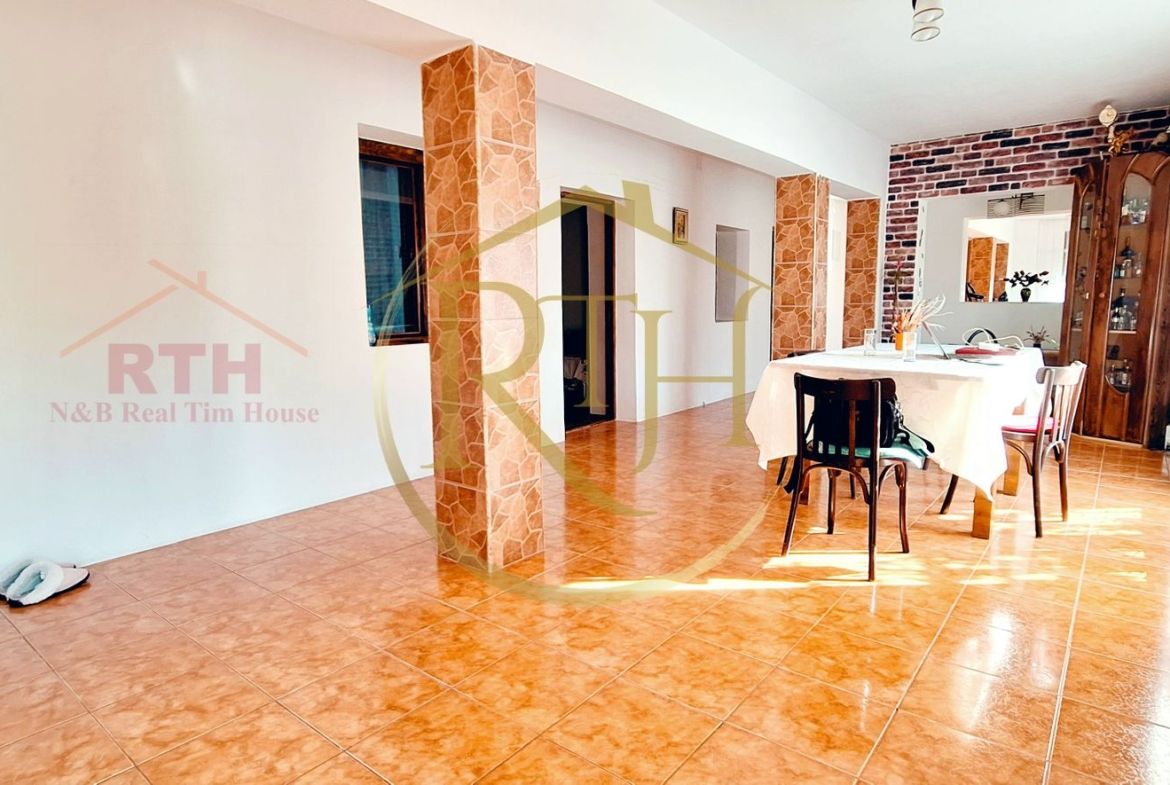 Casa cu 5 camere, teren 1500 mp, Beregsau Mare 0% Comision pentru cumparator